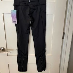 Girls size 12 IVIVVA leggings